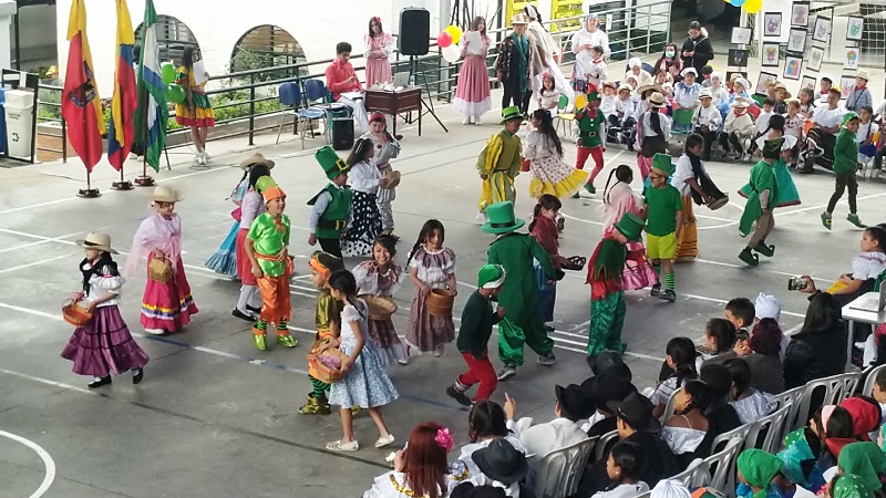 Niños y Niñas de Básica Primaria