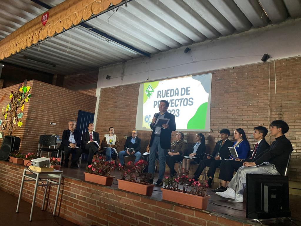 Colegio San José Norte comprometido con el emprendimiento y la gestión empresarial
