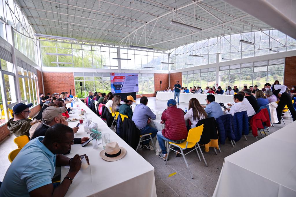 Comité ampliado en Sumapaz presentó avances muy positivos sobre la política de educación rural