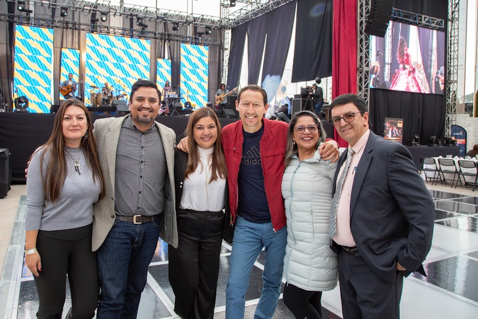  ¡La educación en primer lugar!