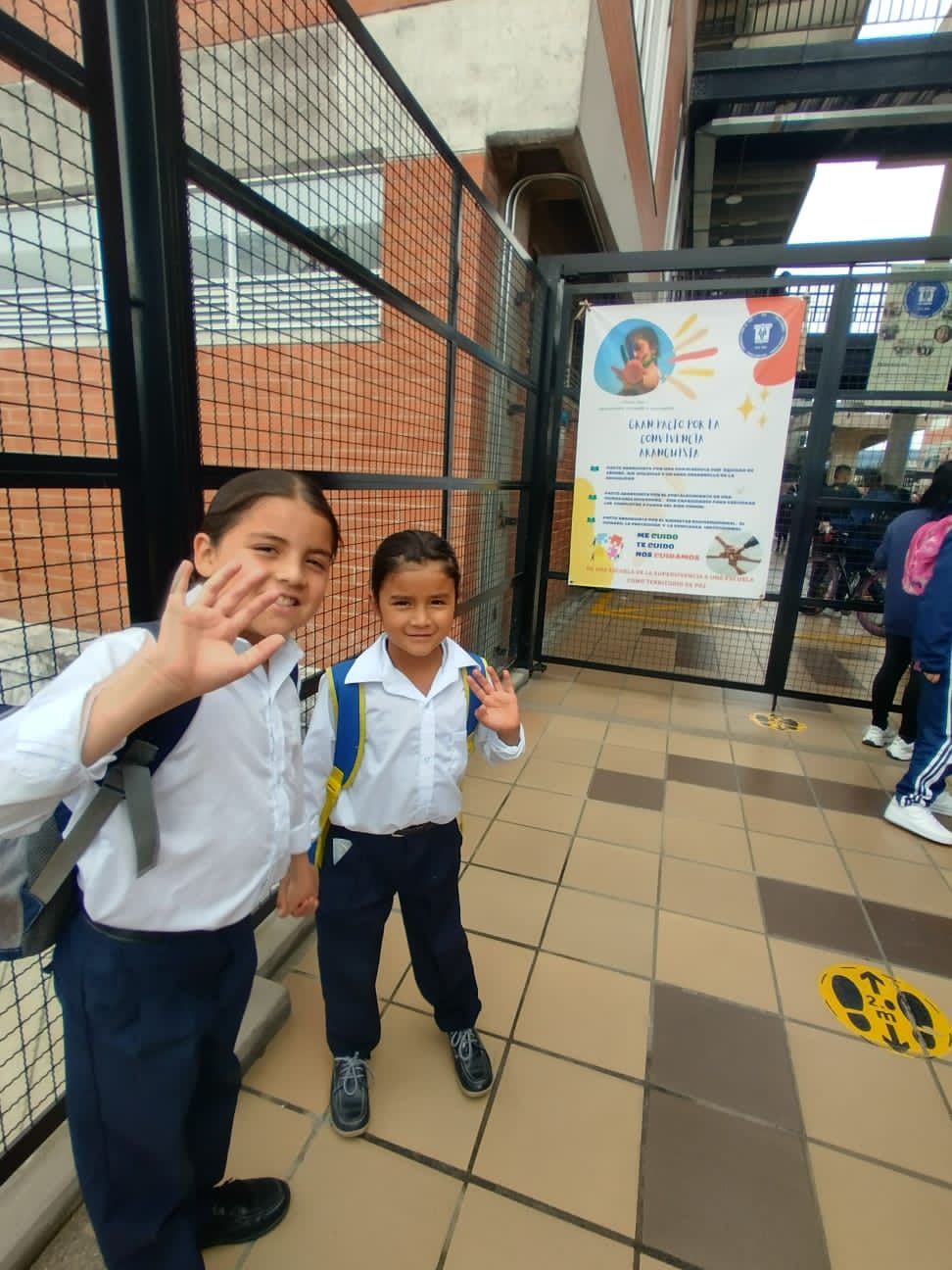 Conozca la historia de Juan Pablo y Emanuel, los dos estudiantes que ingresaron al colegio gracias a la estrategia ‘Búsqueda Activa’