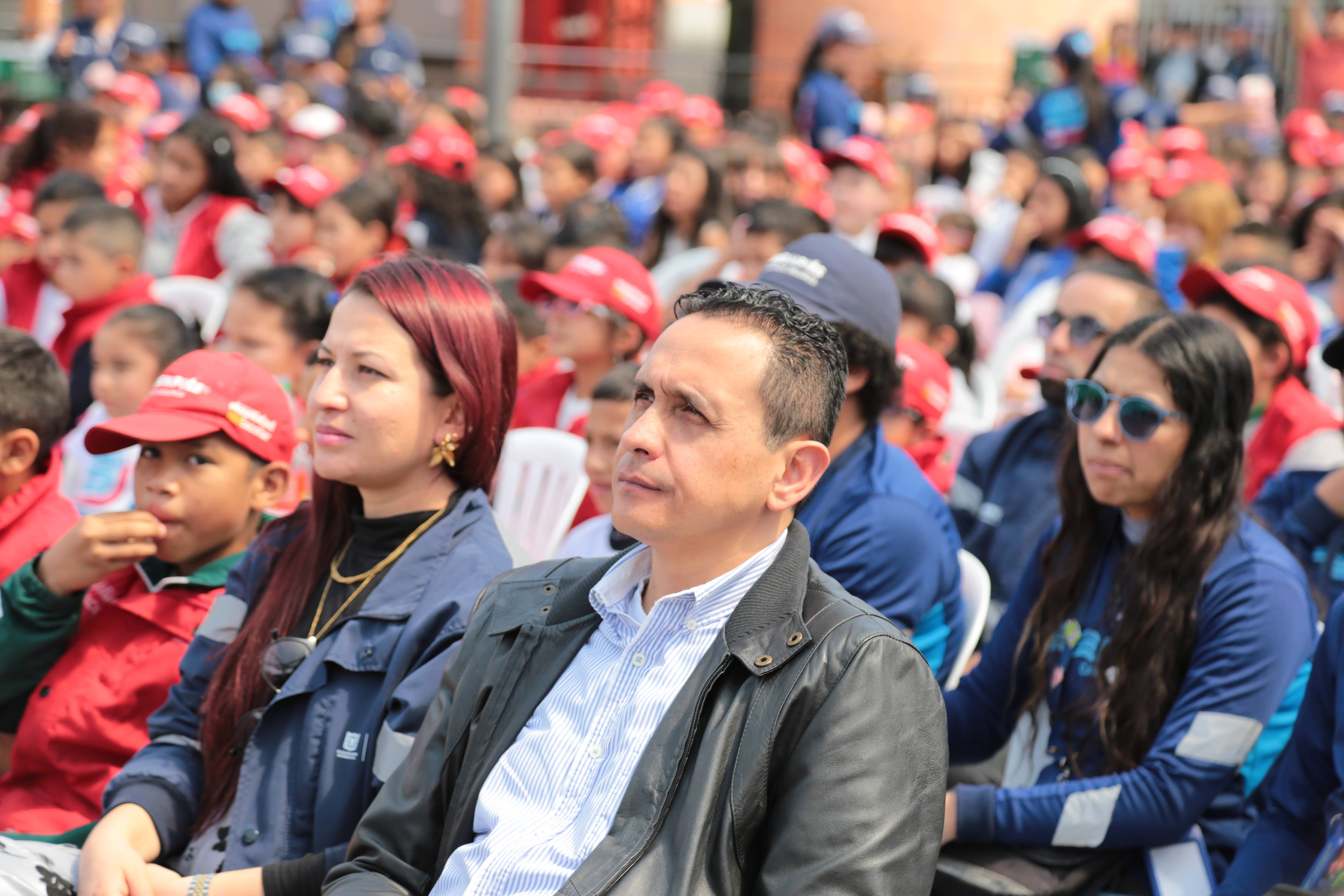 Ciempiés y Al Colegio en Bici celebran su aniversario con proyección de documental