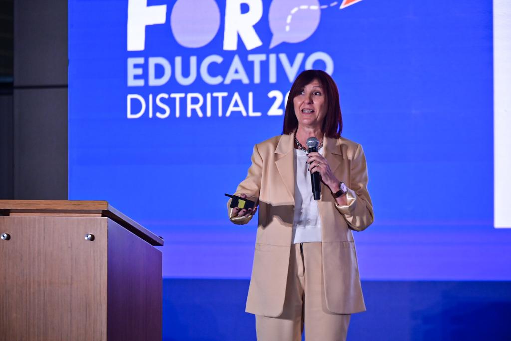 Las matemáticas, la lectura y la escritura, aprendizajes fundamentales que exploró el Foro Educativo Distrital 2023 