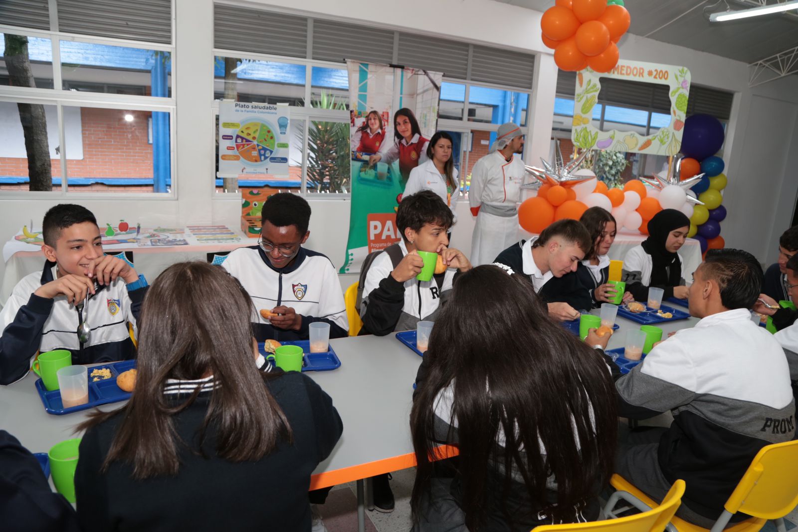 Bogotá pasó la cifra de los 200 comedores escolares operando en los colegios oficiales de la ciudad