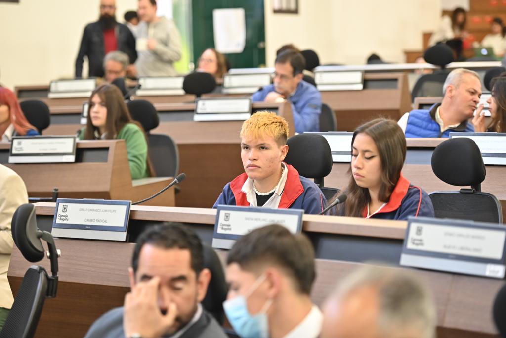 Cabildantes estudiantiles presentaron proyecto de acuerdo sobre diversidad ante el Concejo de Bogotá