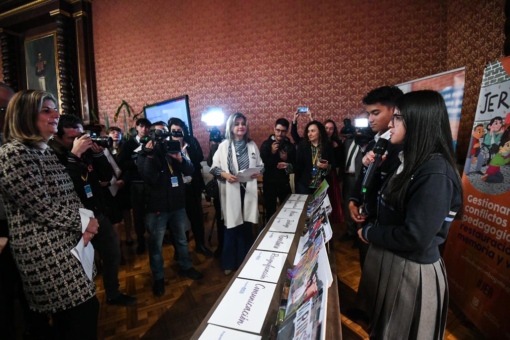 Por la protección de estudiantes, maestros y escuelas en contextos de conflicto armado, Colombia se adhiere a la Declaración sobre Escuelas Seguras