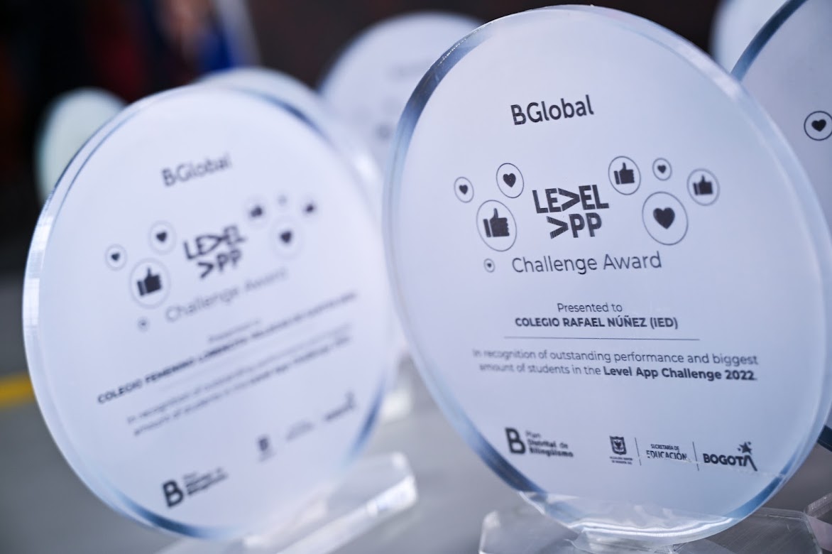 Felicitaciones a los ganadores del concurso que premia el aprendizaje de inglés con el uso de tecnologías