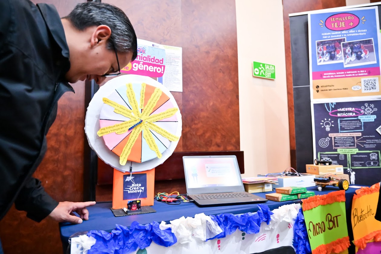 La Educación en Bogotá visibiliza semilleros de innovación e investigación educativa