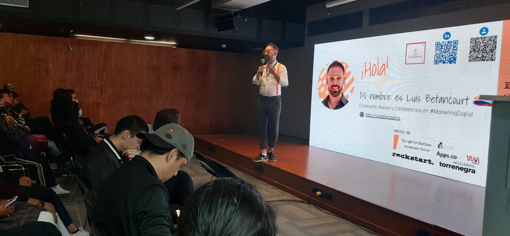 Jóvenes de colegios oficiales le apuestan a ser empresarios