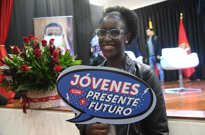 Jovenes a la u