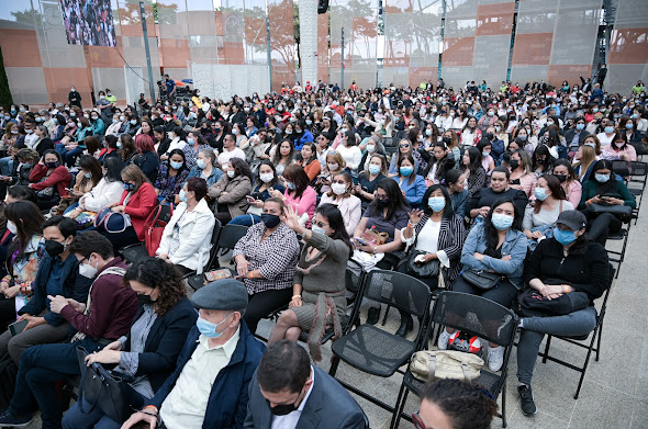 Docentes orientadores celebrando su día
