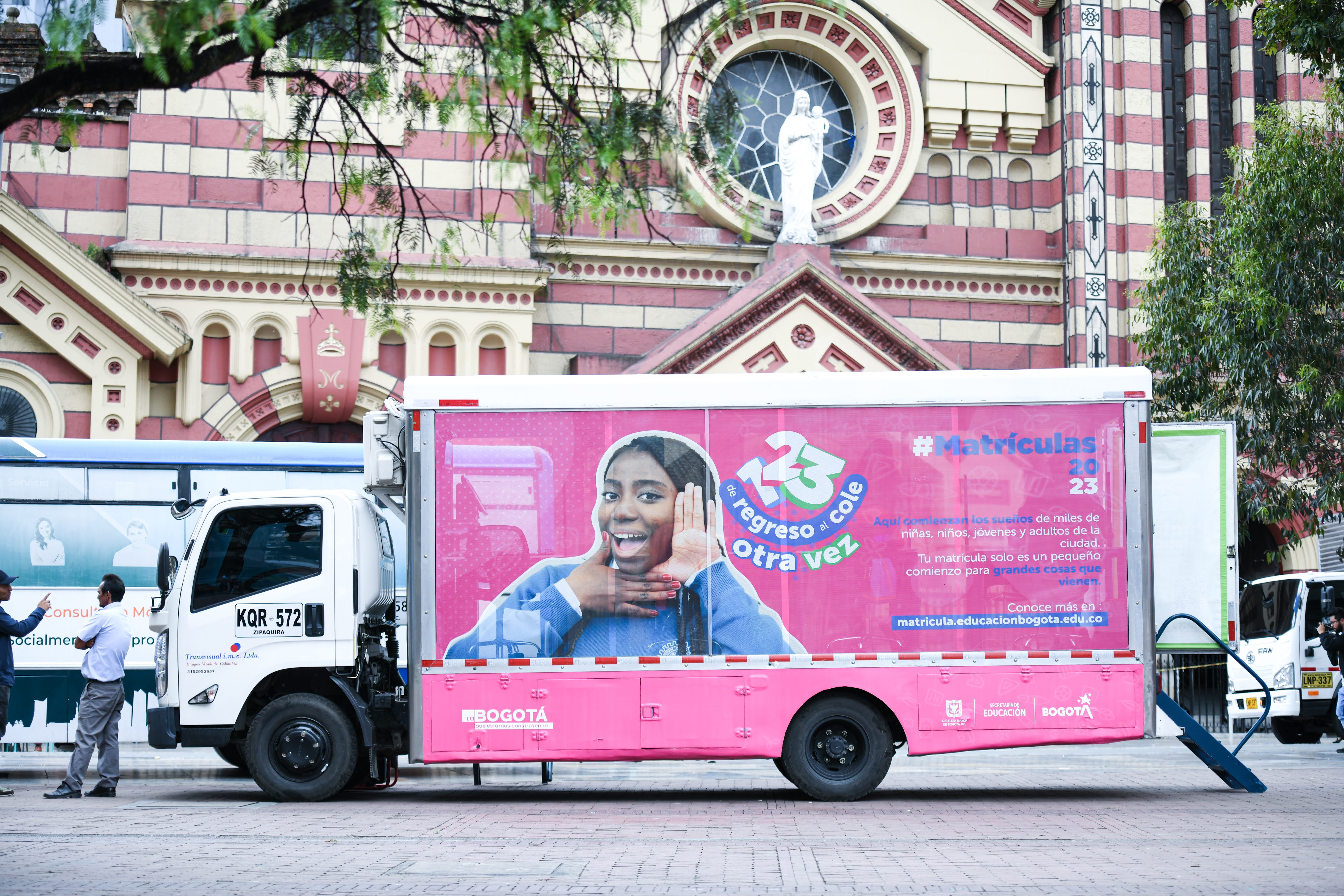 ¡Barrio por barrio!: la Secretaría de Educación logró que más de 2 mil personas volvieran a estudiar gracias a la ‘Búsqueda Activa’