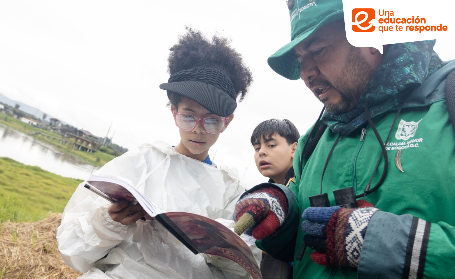 Estudiantes de colegio distrital