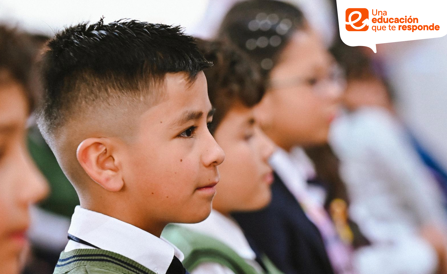 Estudiantes de colegio distrital