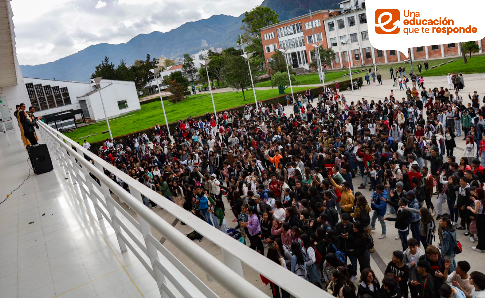 Estudiantes en universidad nacional en estrategia E:lab
