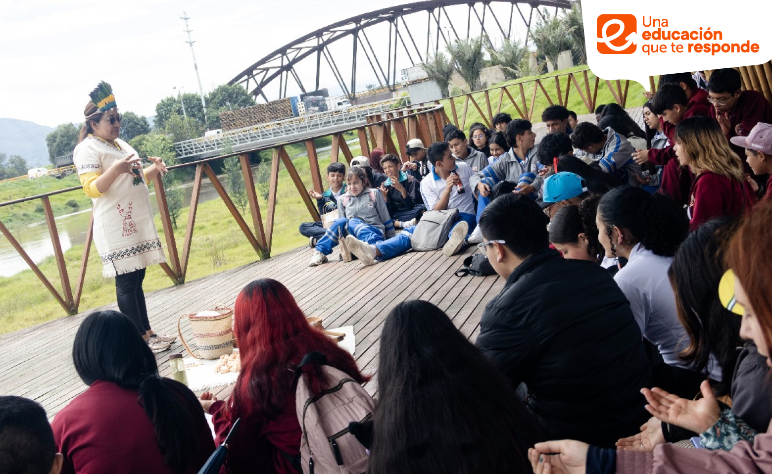 Estudiantes de colegio distrital