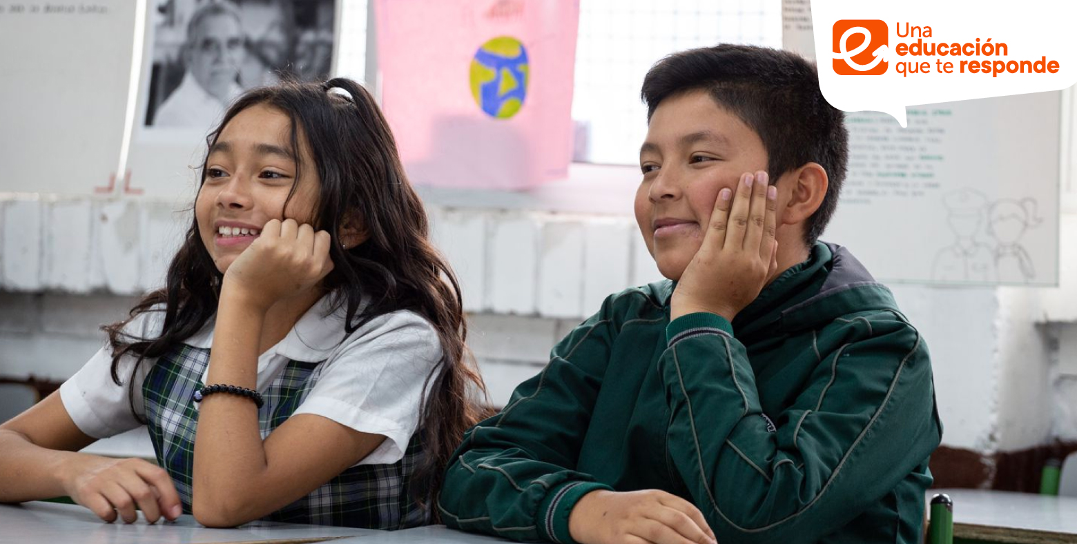 Estudiantes de colegio distrital