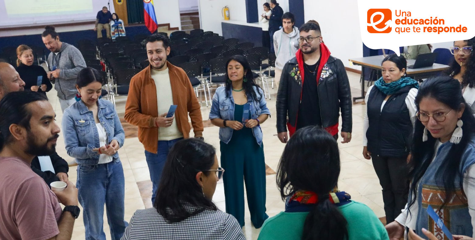 Estudiantes de colegio distrital