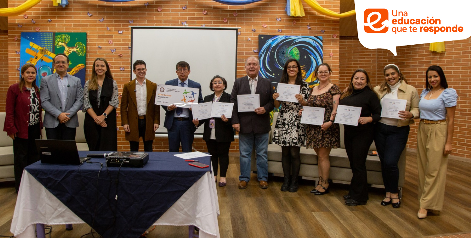 Funcionaria del distrito