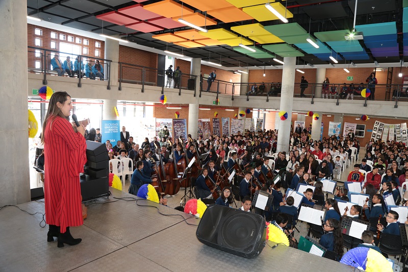 Estudiantes en Auditorio 