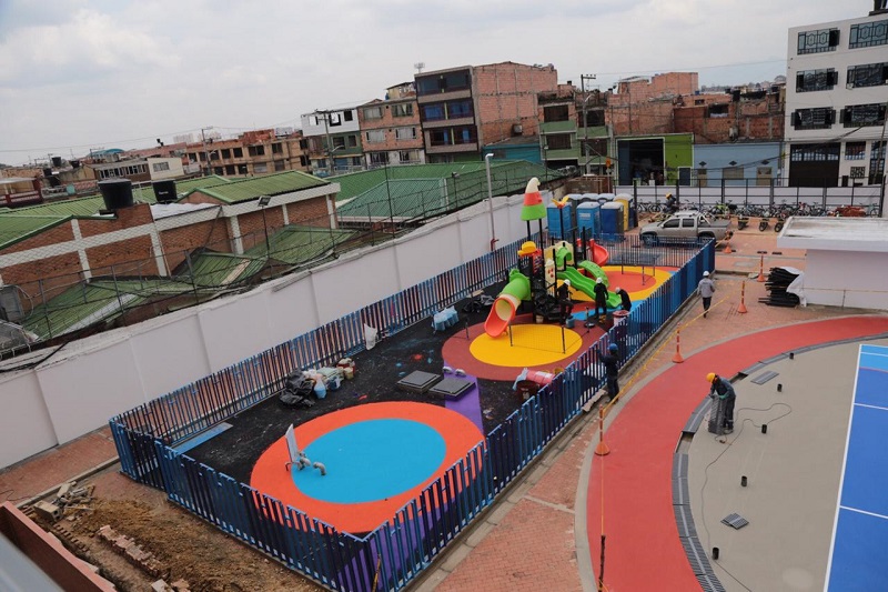 Parque del colegio Carlos Albán Holguín